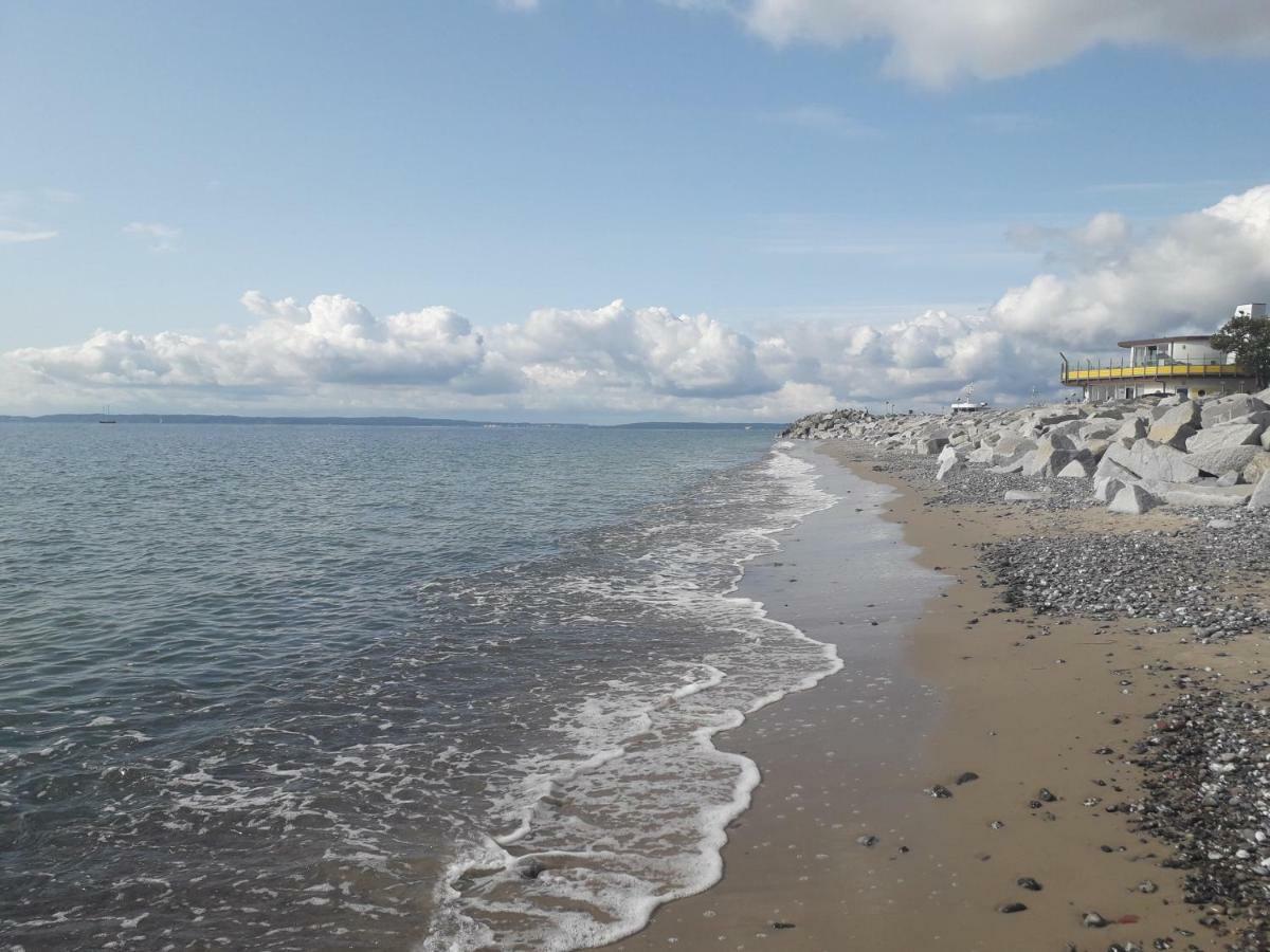 Ferienwohnung Wellenreiter Sassnitz Bagian luar foto